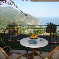 RAVELLO ROOMS