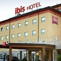 foto Ibis Como