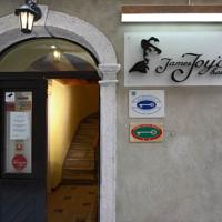 HOTEL JAMES JOYCE