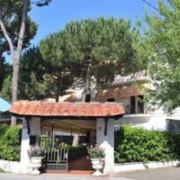 HOTEL LA PINETA AL MARE